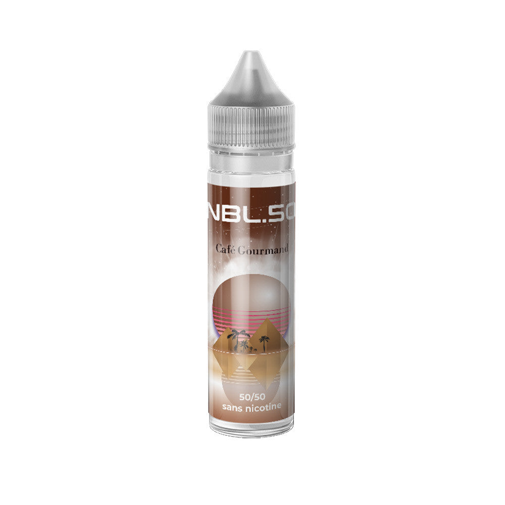 E-liquide Café Gourmand 50 ml - NBL. 50. E-liquide Café Gourmand flacon transparent avec étiquette marron et motifs géométriques